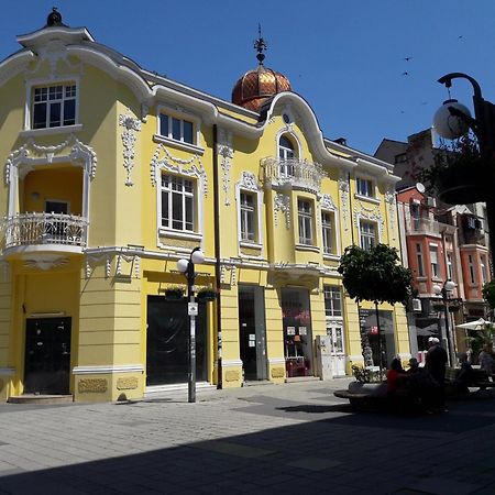 Art Apartment Kiril And Metodi Square Burgas Exterior foto