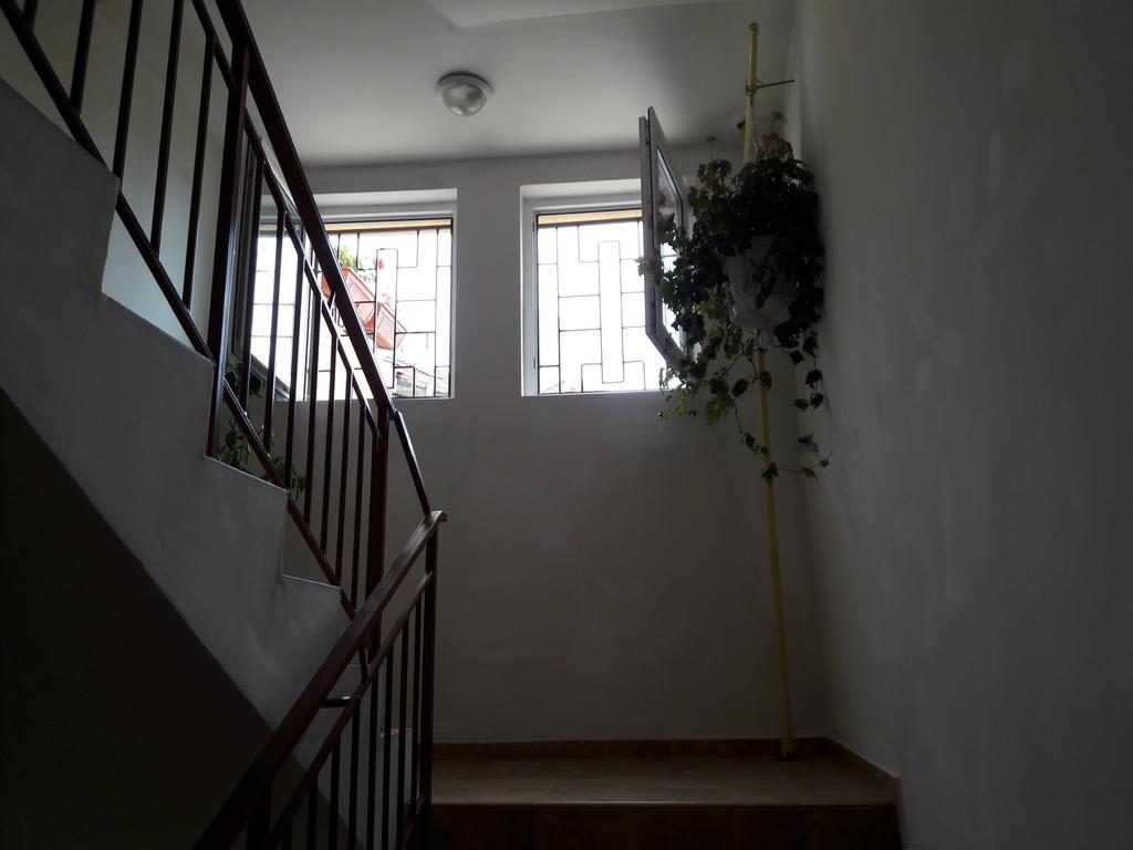 Art Apartment Kiril And Metodi Square Burgas Exterior foto
